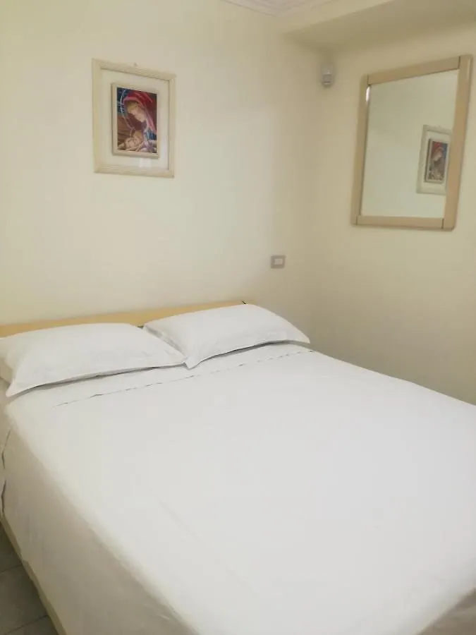 Appartamento Indipendente In Grande Villa Рим